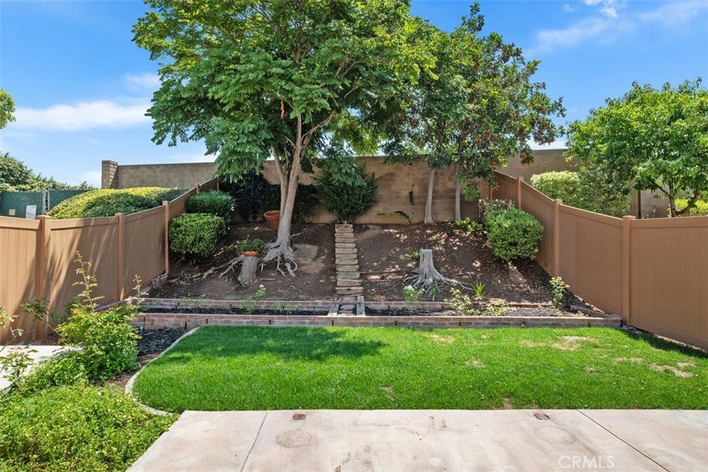 Photo of Listing #OC25118681