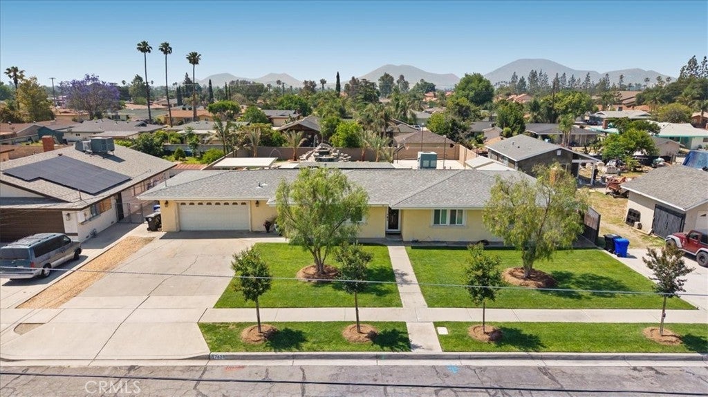 Photo of Listing #CV25118662