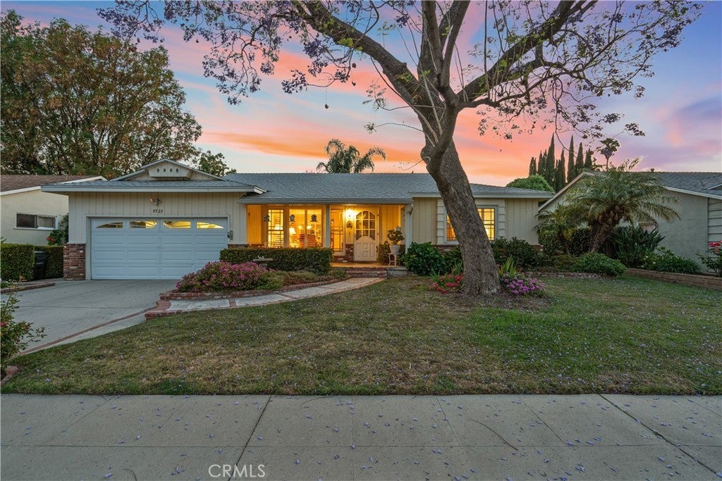 Photo of Listing #SR25117757