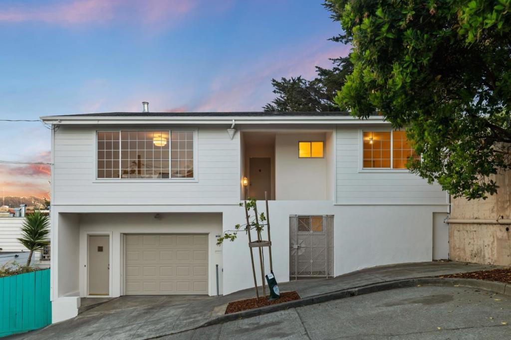 Photo of Listing #ML82008719