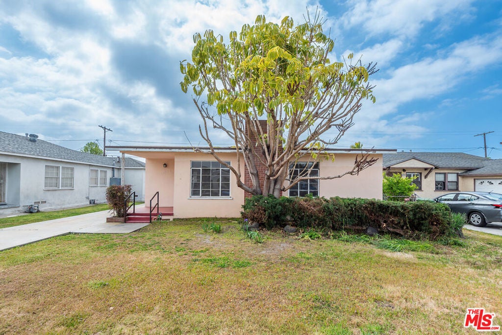 Photo of Listing #25544149