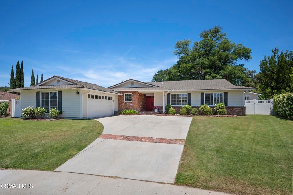 Photo of Listing #225002642