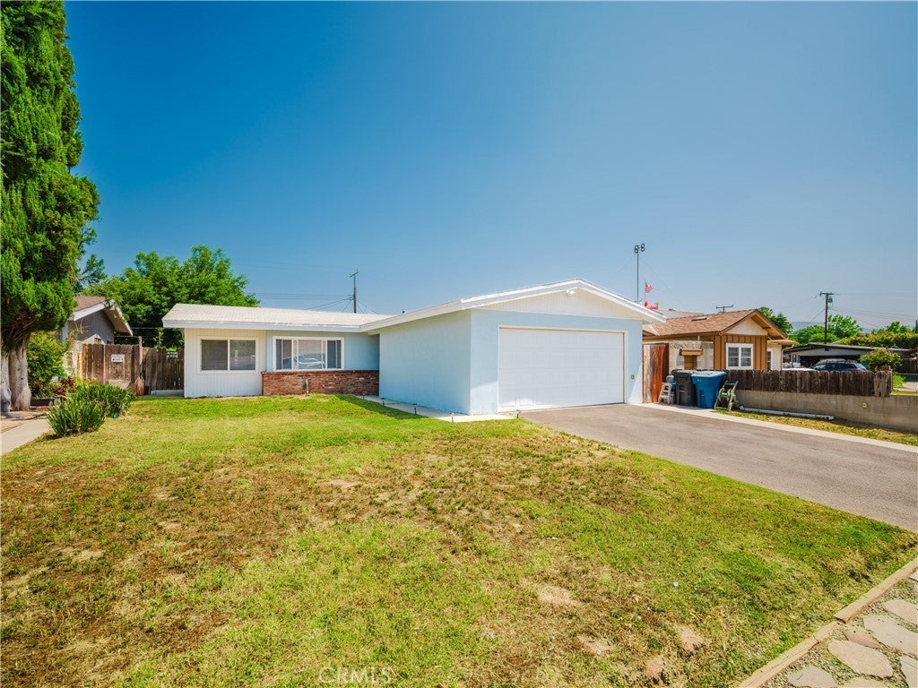 Photo of Listing #SR25115180