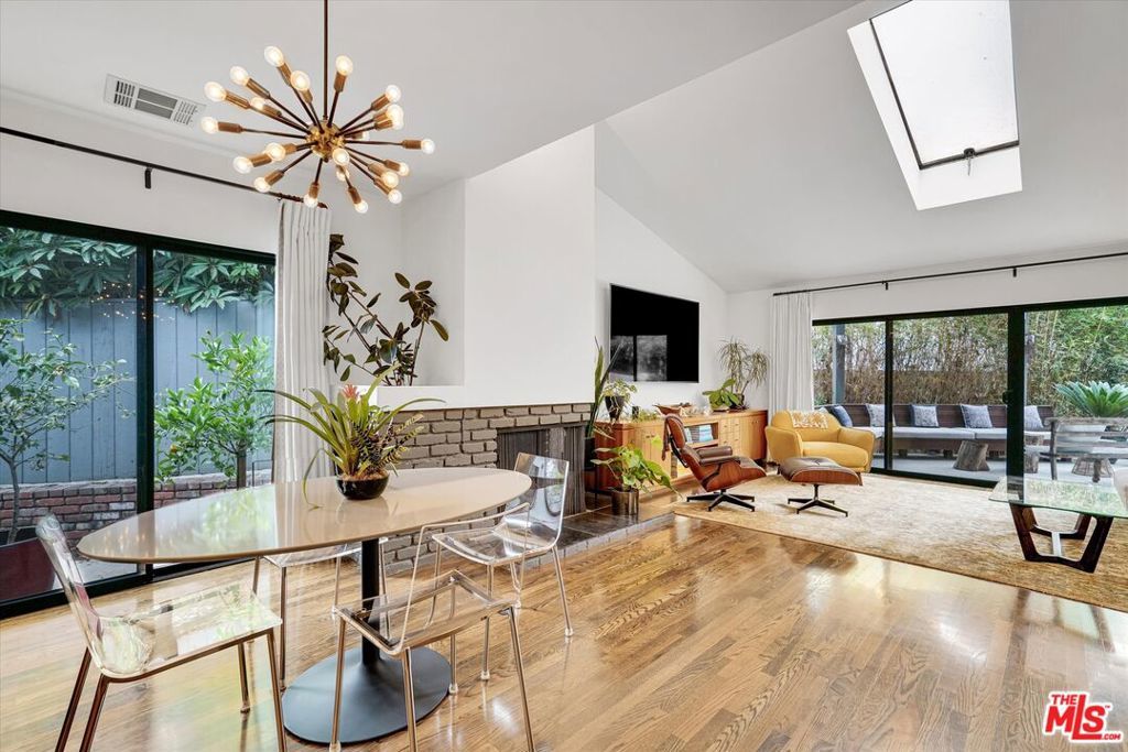 Photo of Listing #25539055