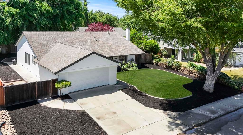 Photo of Listing #41099372