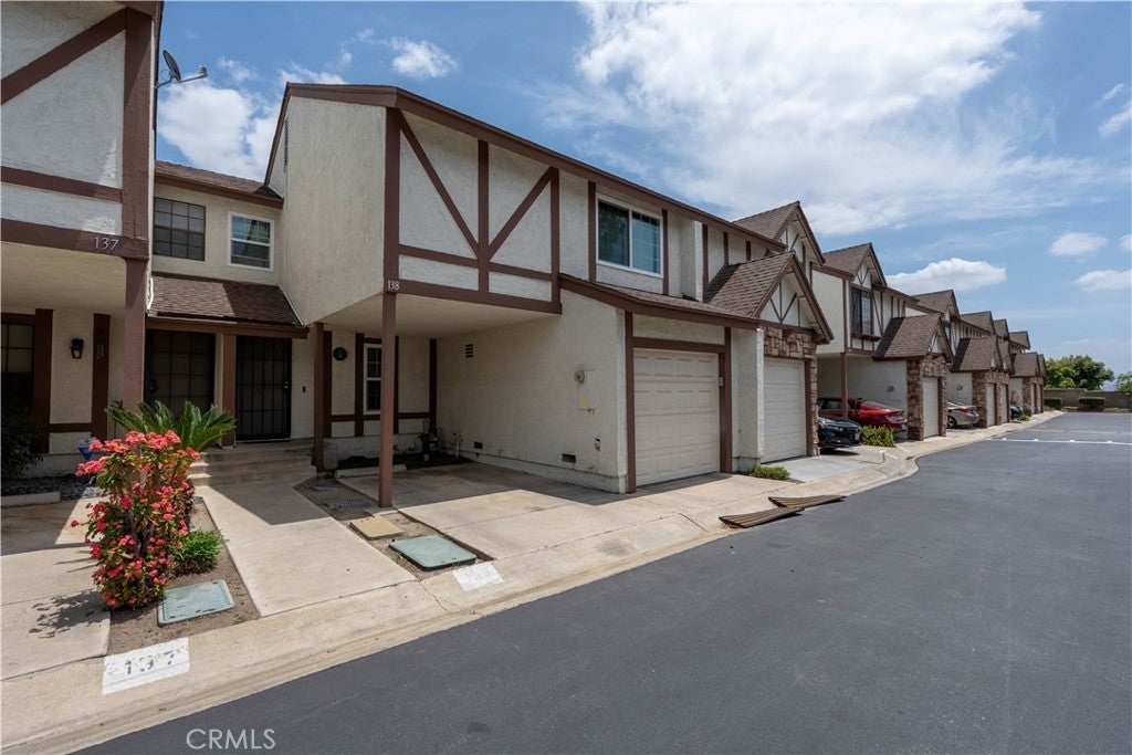 Photo of Listing #CV25119196