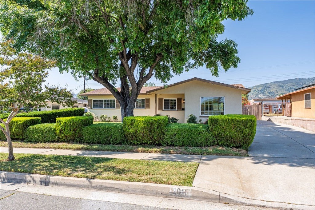 Photo of Listing #CV25090287