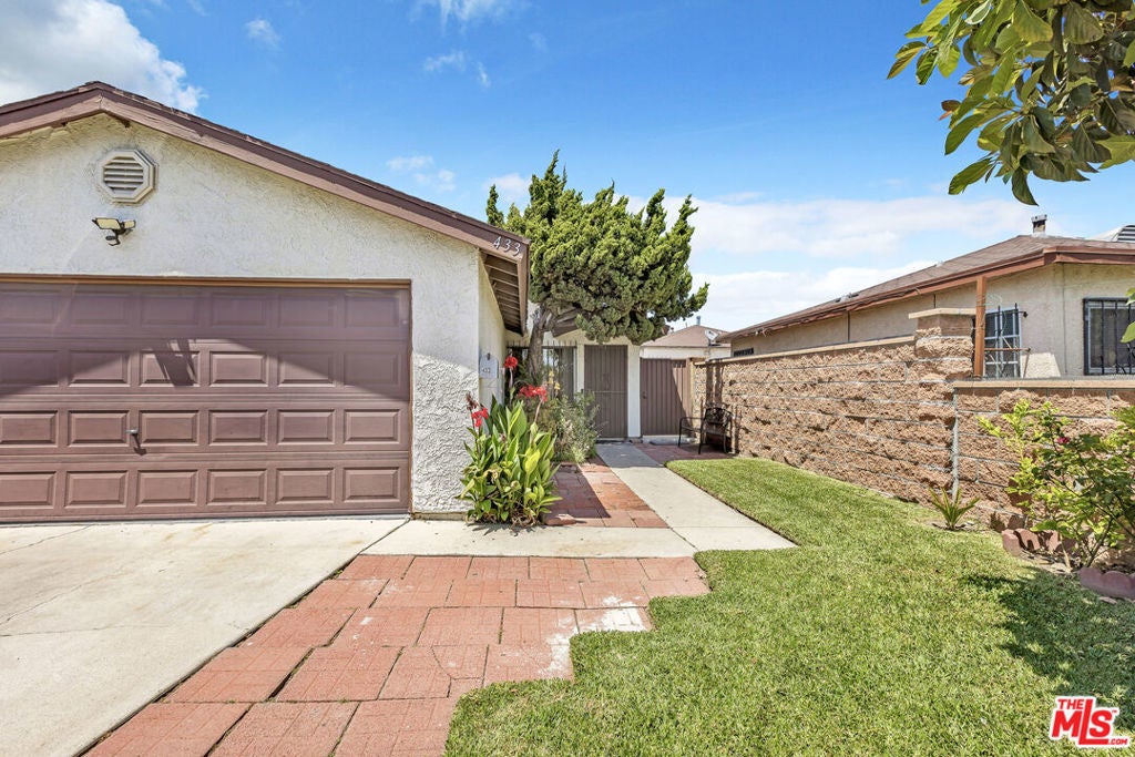 Photo of Listing #25543483