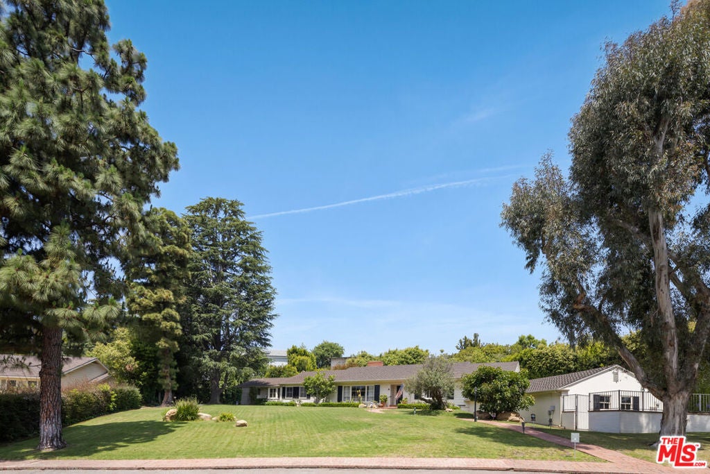 Photo of Listing #25544483