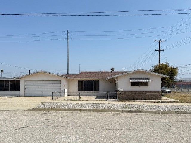 Photo of Listing #IV25119808