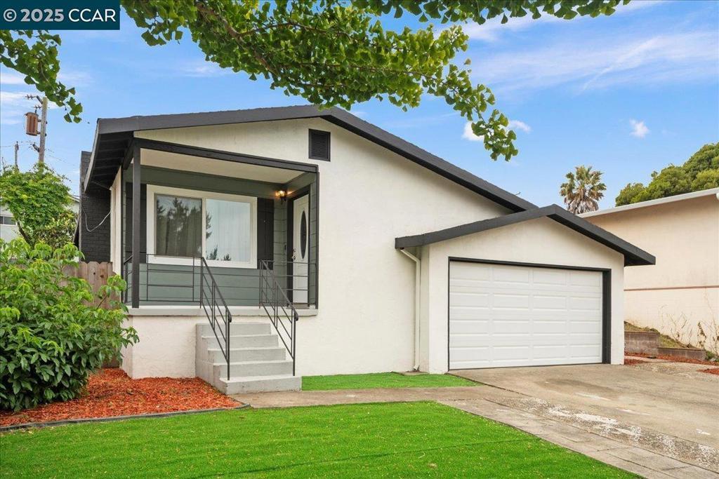 Photo of Listing #41099397