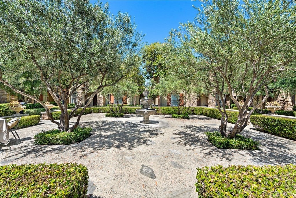 Photo of Listing #OC25116893