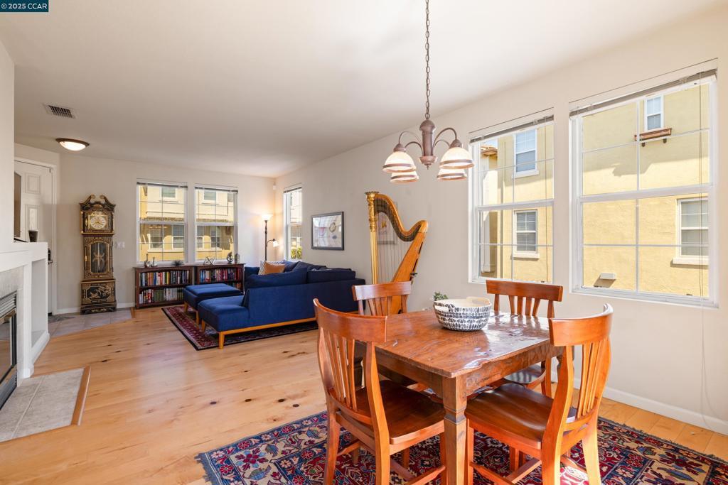 Photo of Listing #41099408