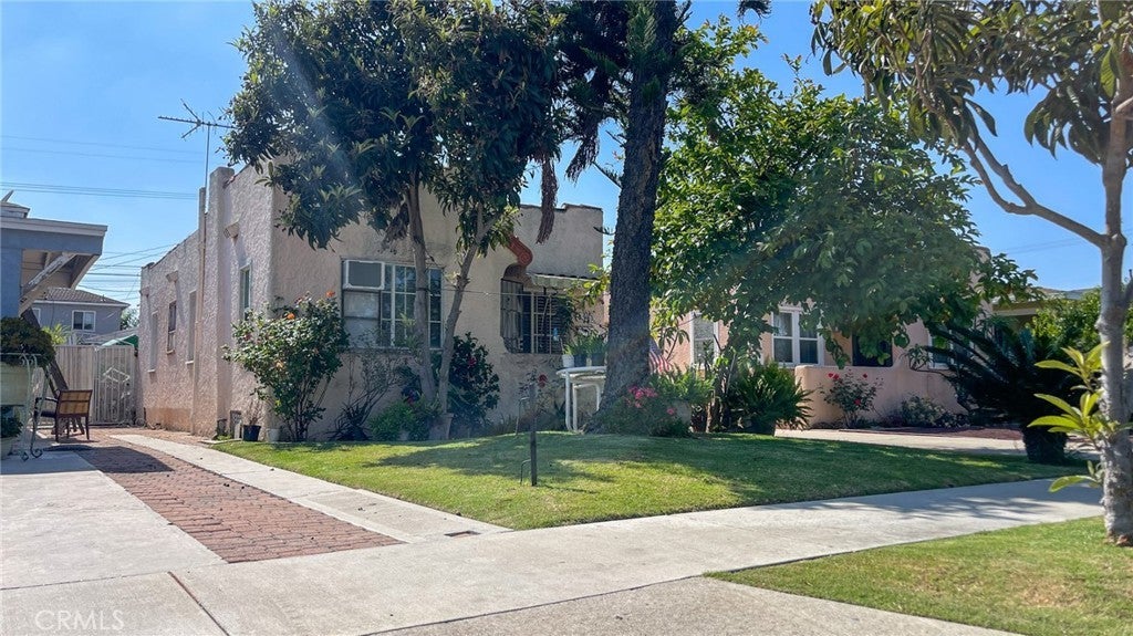 Photo of Listing #DW25120002