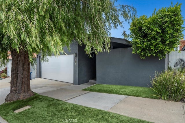 541 1st Street, Manhattan Beach.