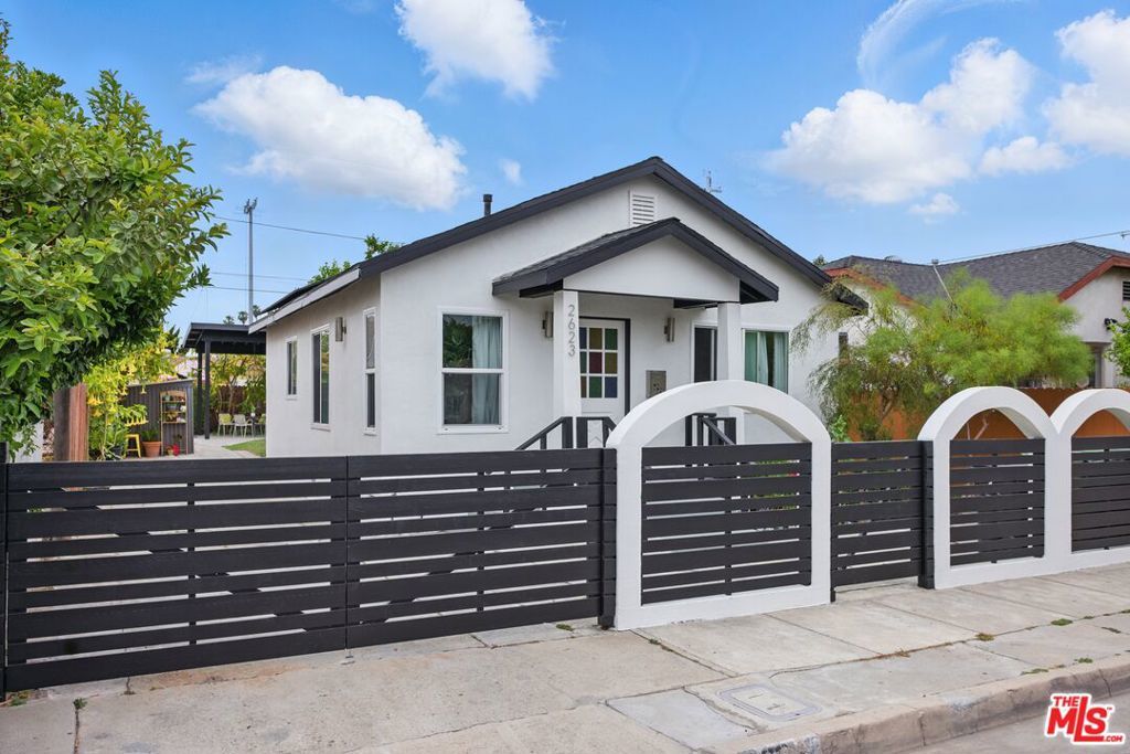 Photo of Listing #25545301