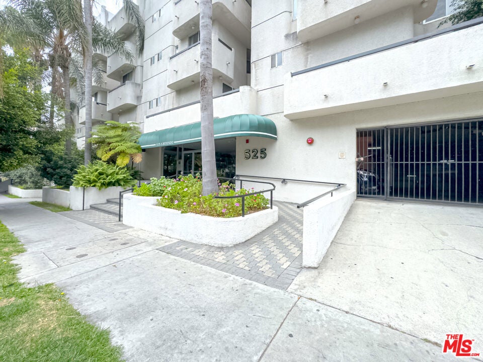 Photo of Listing #25545389