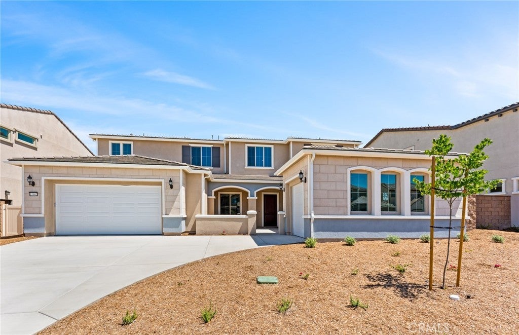 Photo of Listing #IV25120232