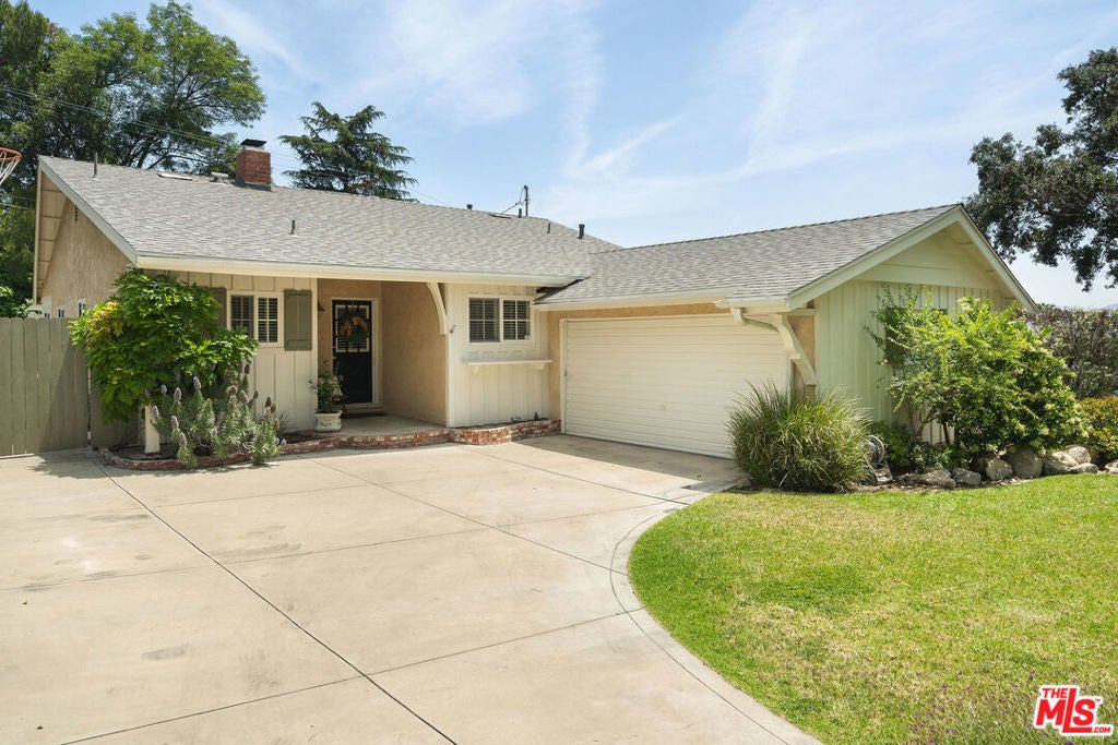 Photo of Listing #25523789