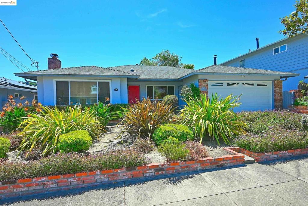 Photo of Listing #41099458