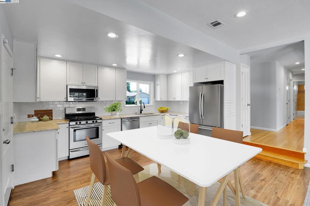 Photo of Listing #41099465