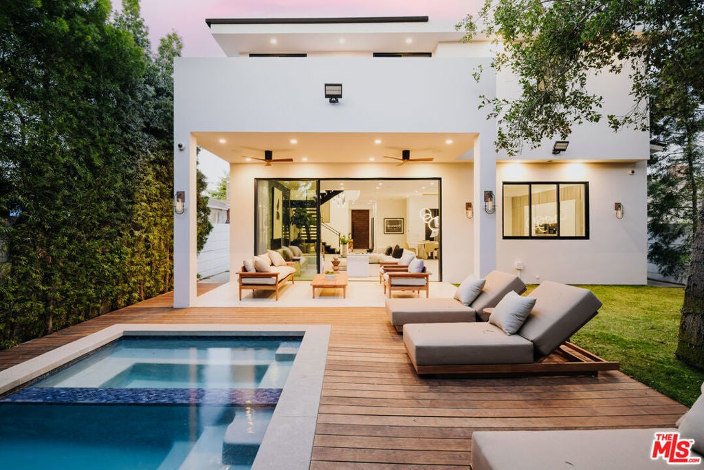 Photo of Listing #25545511