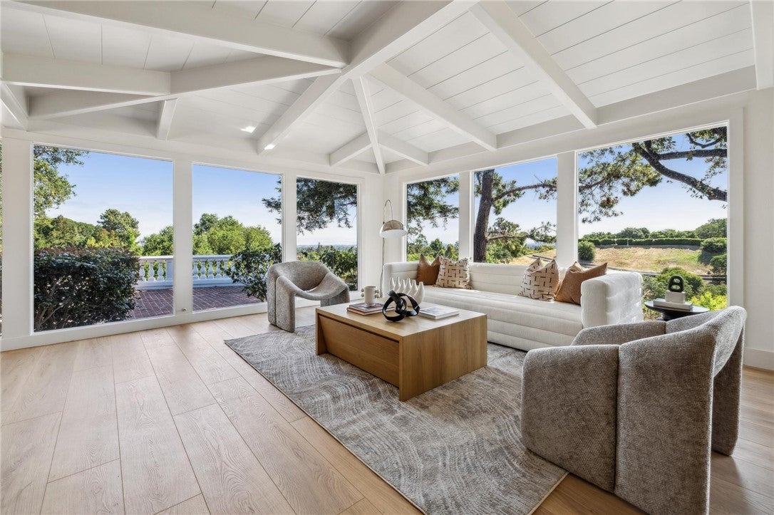 Photo of Listing #SR25118928