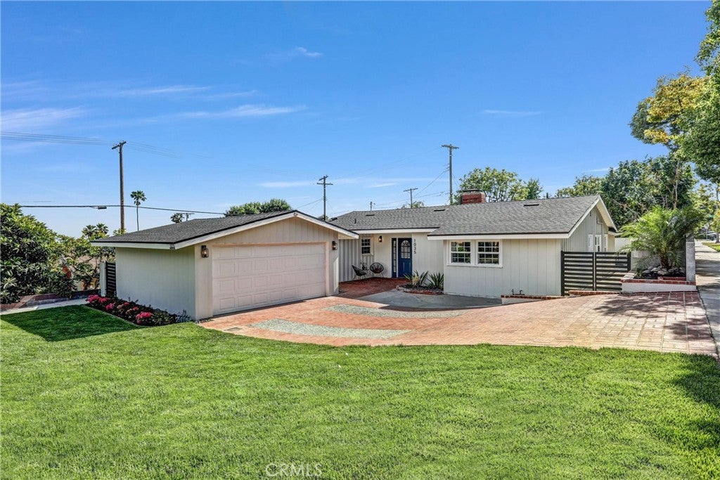 Photo of Listing #PW25119517