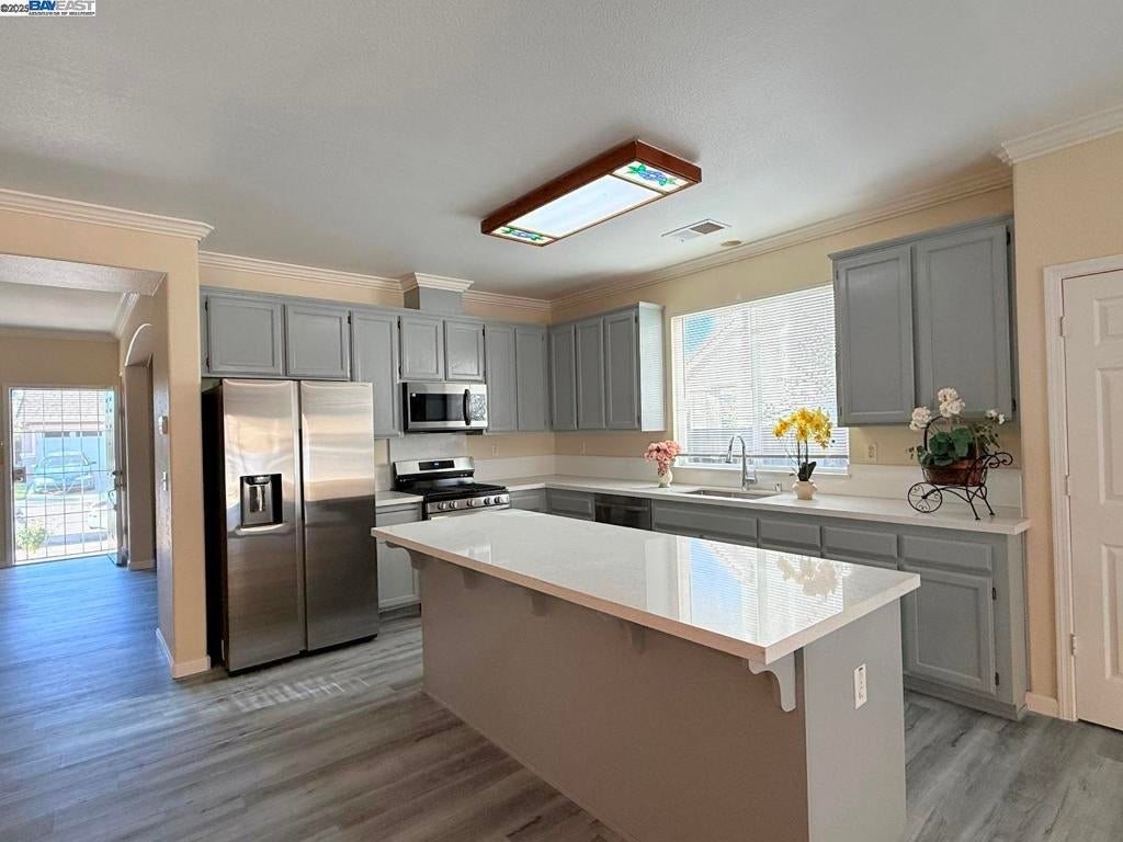 Photo of Listing #41099529