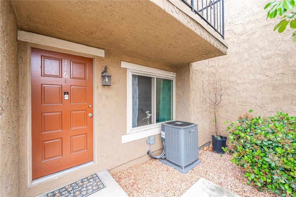 Photo of Listing #PW25116291