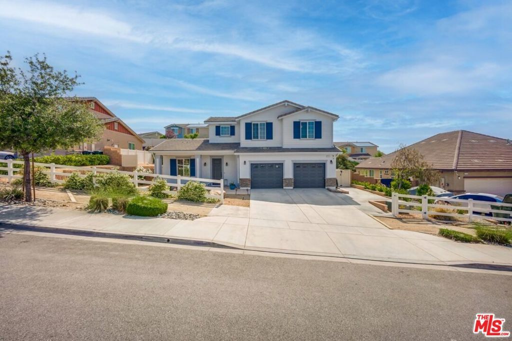 Photo of Listing #25545675