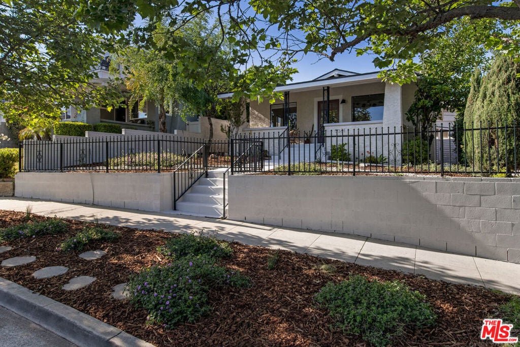 Photo of Listing #25545631