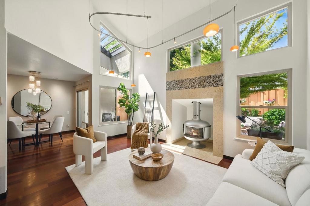 Photo of Listing #ML82007631