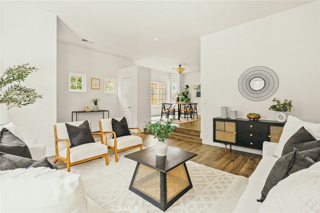 Photo of Listing #TR25120145