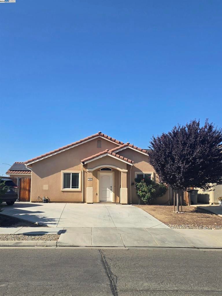 Photo of Listing #41099583