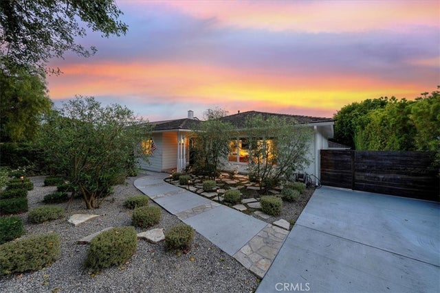 2305 Via Rivera, Palos Verdes Estates.