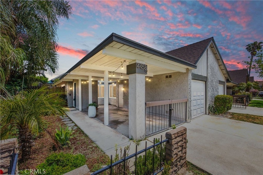 Photo of Listing #IV25111109