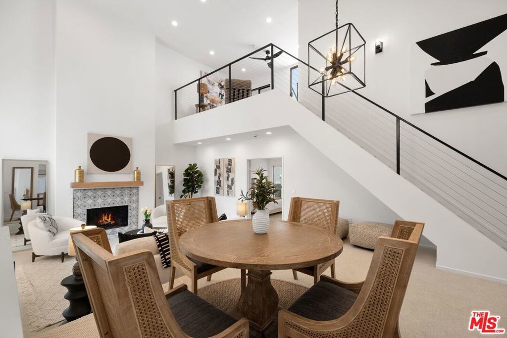 Photo of Listing #25540873