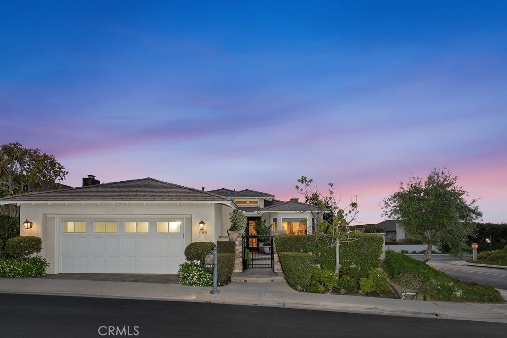 Photo of Listing #OC25120300