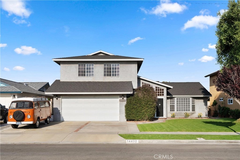 Photo of Listing #OC25120996