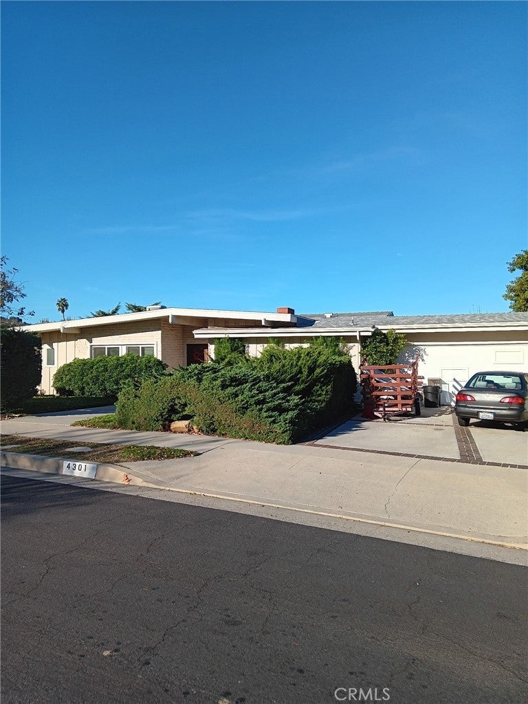 Photo of Listing #SR25119253