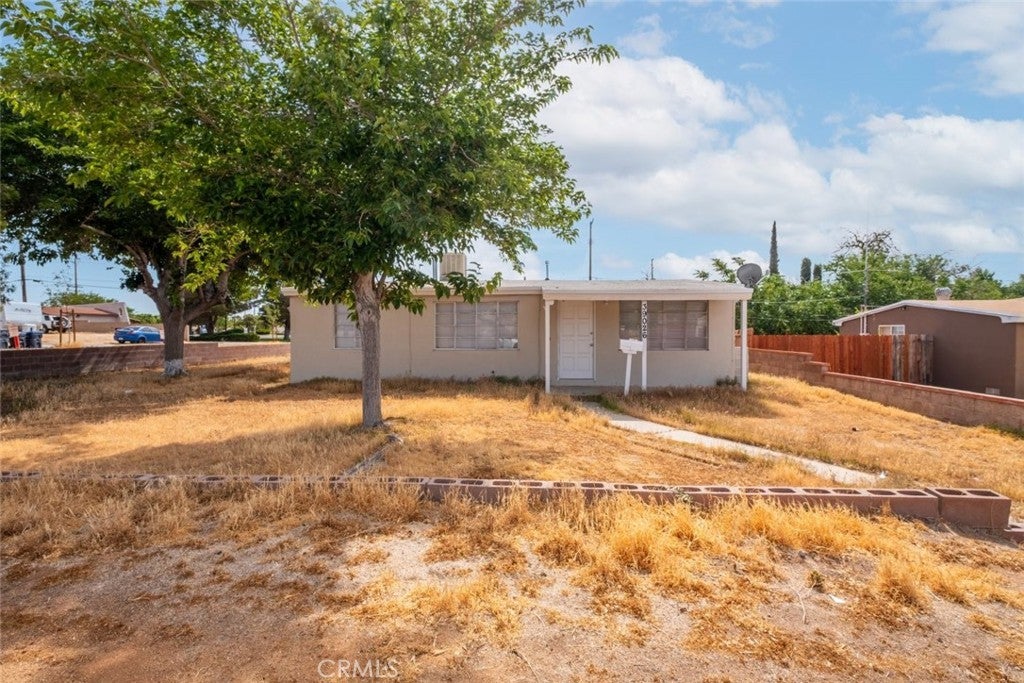 Photo of Listing #SR25119109