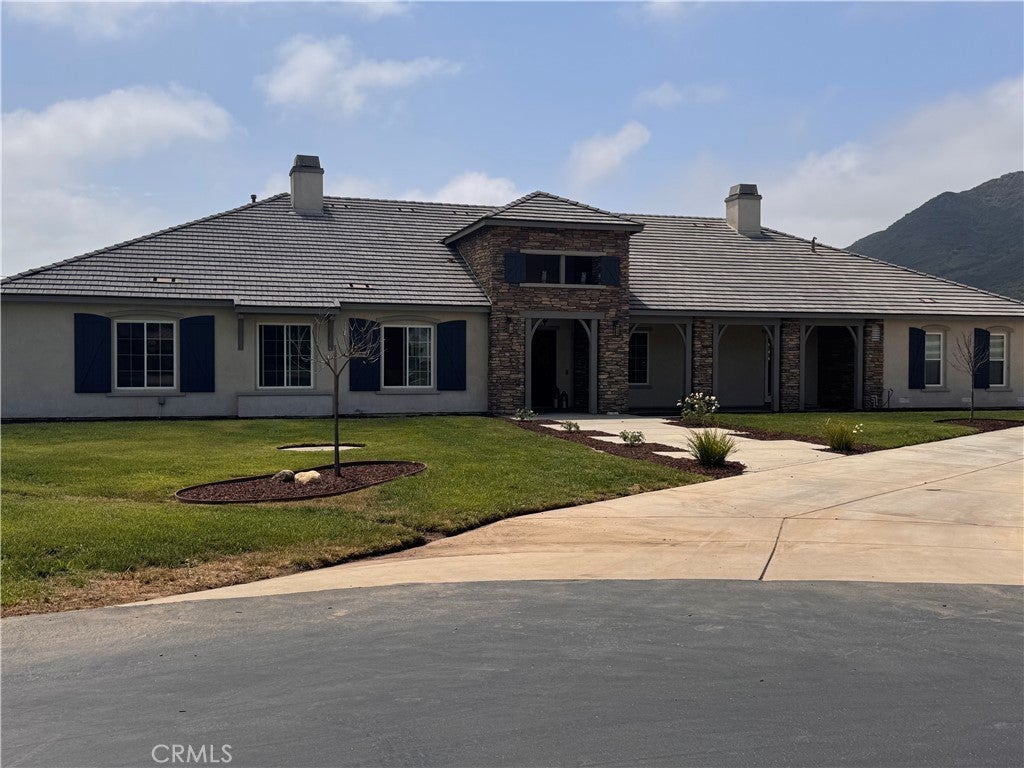 Photo of Listing #CV25102911