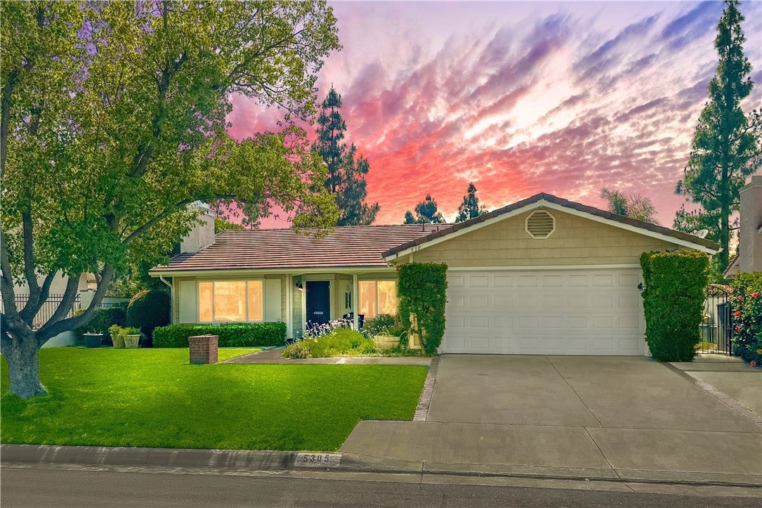 Photo of Listing #OC25120459