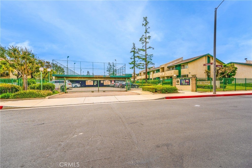 Photo of Listing #DW25121486