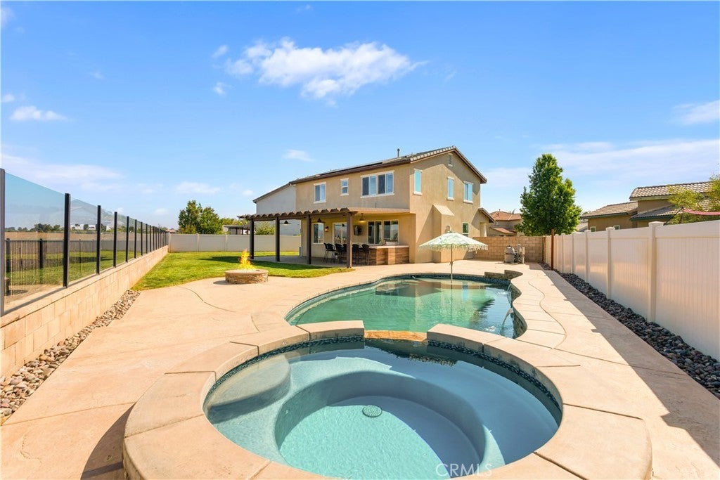 Photo of Listing #SW25121547