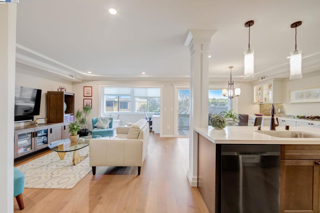 Photo of Listing #41099707