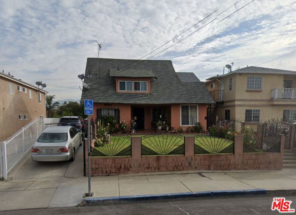 Photo of Listing #25546219