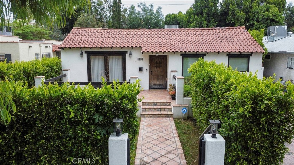 Photo of Listing #BB25121471