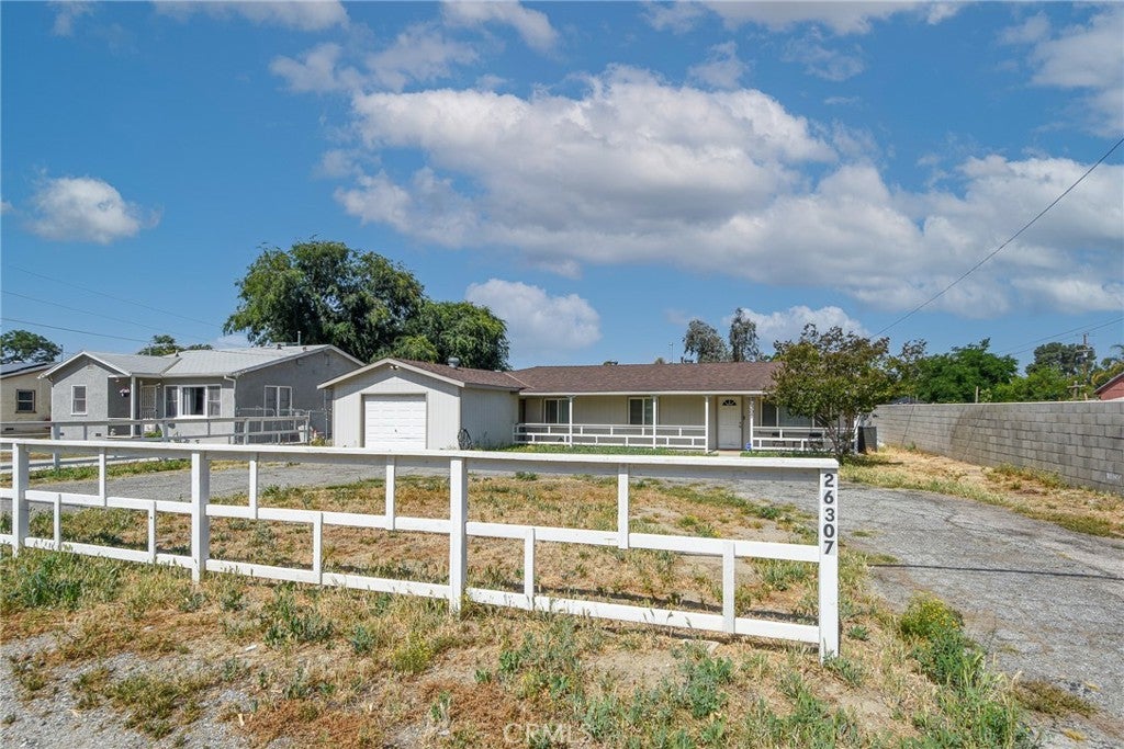 Photo of Listing #SW25121764